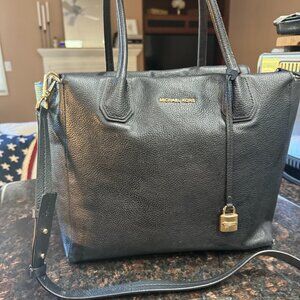 Michael Kors 2-in-1 Satchel/Crossbody-Large